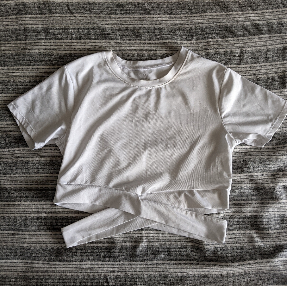 NVGTN Short Sleeve Crop